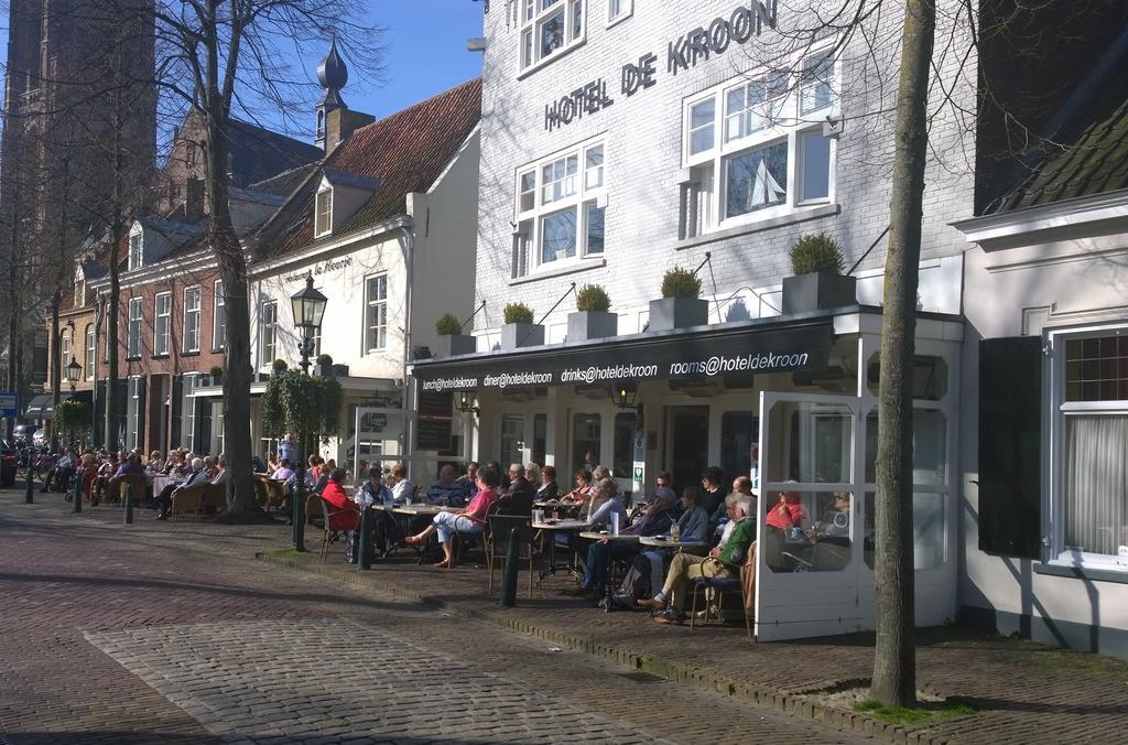 Hotel De Kroon Oirschot Eksteriør billede